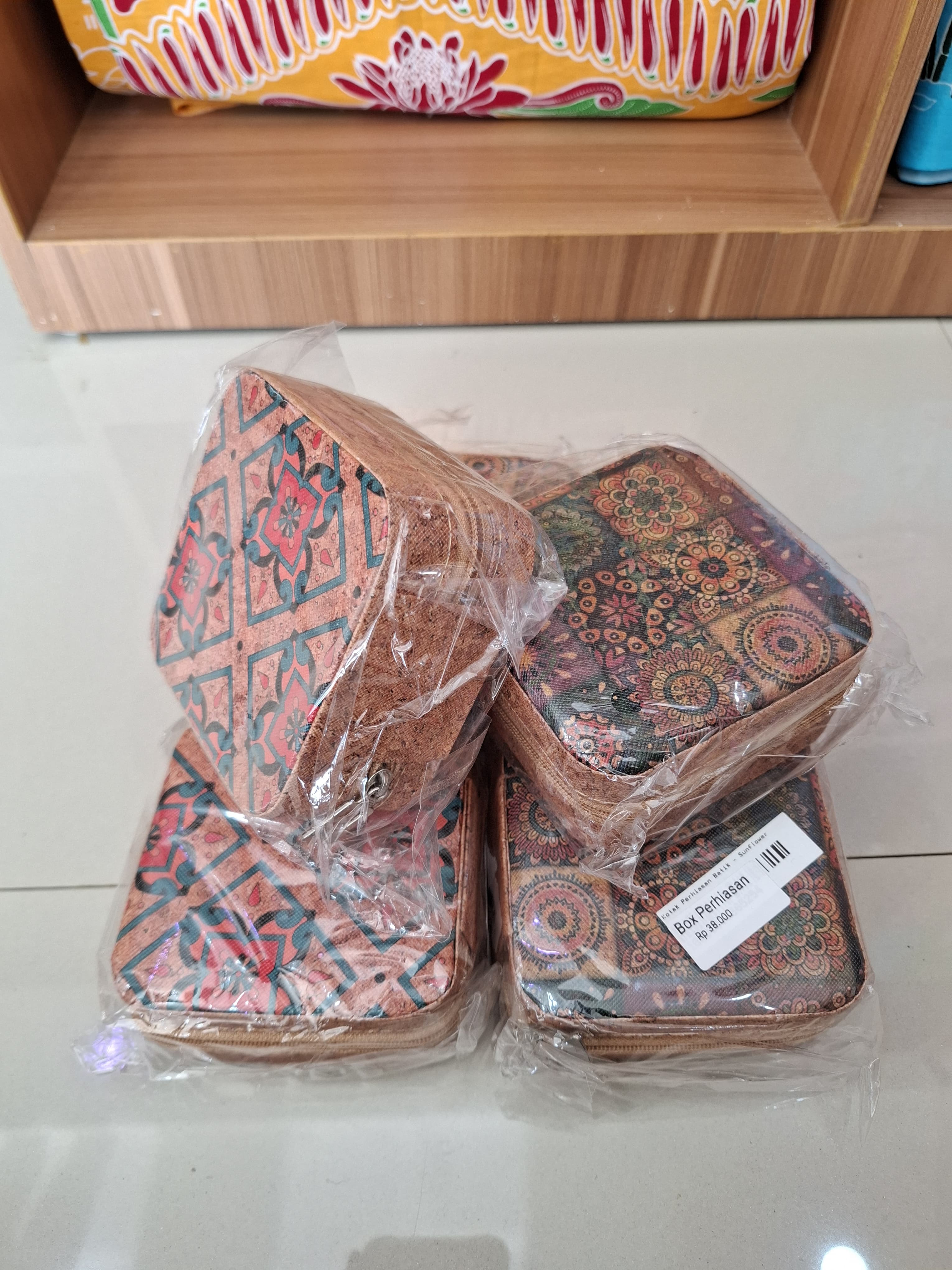 Box Perhiasan Batik Bulau Sayang